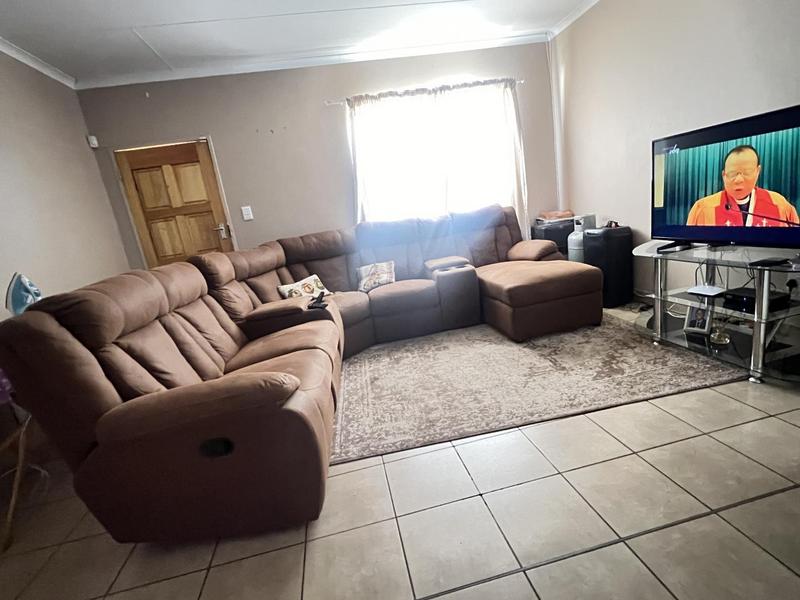 2 Bedroom Property for Sale in Kathu Northern Cape